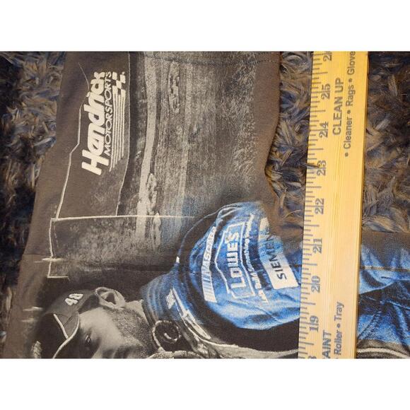 Chase Authentics Mens L T-Shirt NASCAR Jimmie Johnson Lowes #48 AOP 2011 - Picture 5 of 9